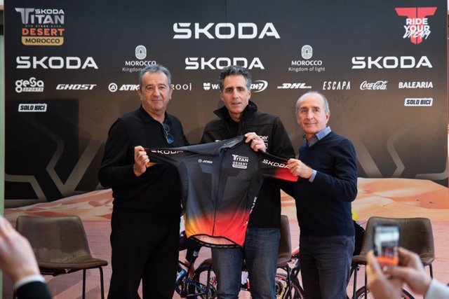 Presentación en Barcelona, con Miguel Indurain, de la Skoda Titan Desert Morocco 2023