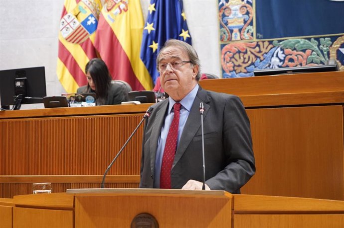 El consejero de Hacienda del Gobierno de Aragón, Carlos Pérez Anadón.