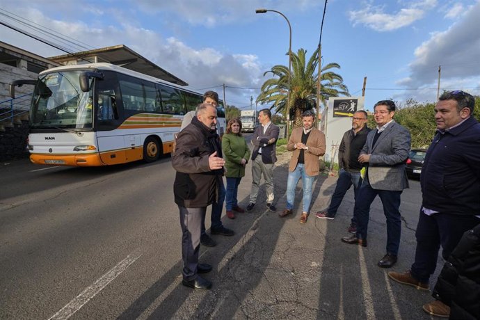 Visita institucional a las obras del colector en las carreteras de Llano del Moro y La Esperanza
