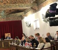 Pleno de Diputación de Valladolid comienza con recuerdo a Paloma e India en la lectura de víctimas de violencia machista