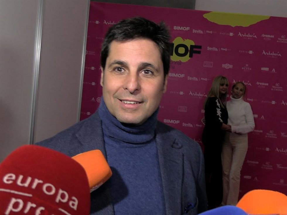 Francisco Rivera en el desfile de Lourdes Montes en SIMOF