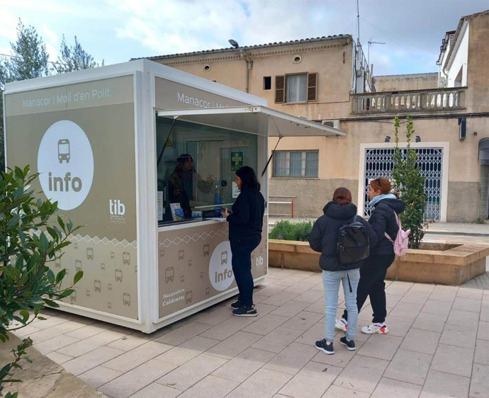 Refuerzan los puntos de emisión de Tarjetas Intermodal en Manacor tras el aumento de la demanda por la gratuidad.