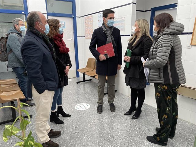 Salud anuncia el inicio de las obras de reforma del consultorio local de La Rábita, en Alcalá la Real