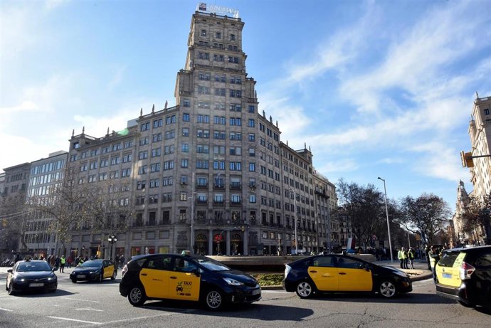 Varios taxis en una imagen de archivo.