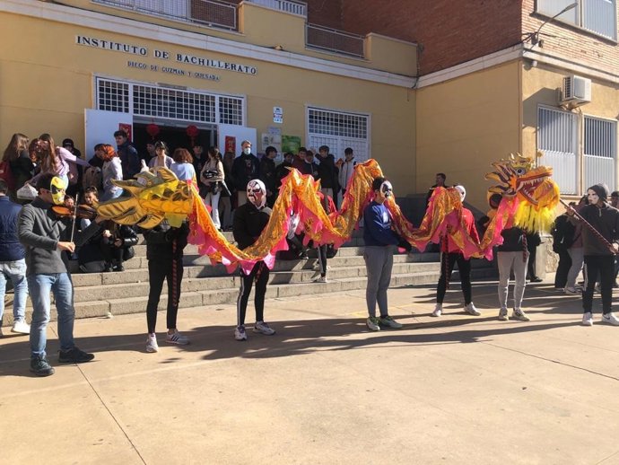 Celebración del Año Nuevo chino en el IES Diego y Guzmán y Quesada de Huelva.