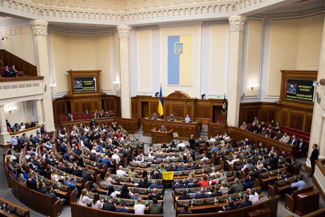 Archivo - Una vista general de la Rada ucraniana (Archivo)