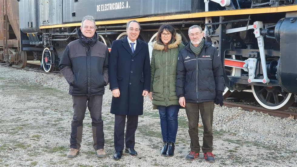 Endesa y la Comarca de Andorra-Sierra de Arcos firman un acuerdo de cesión de equipos y elementos de la central térmica al museo minero.