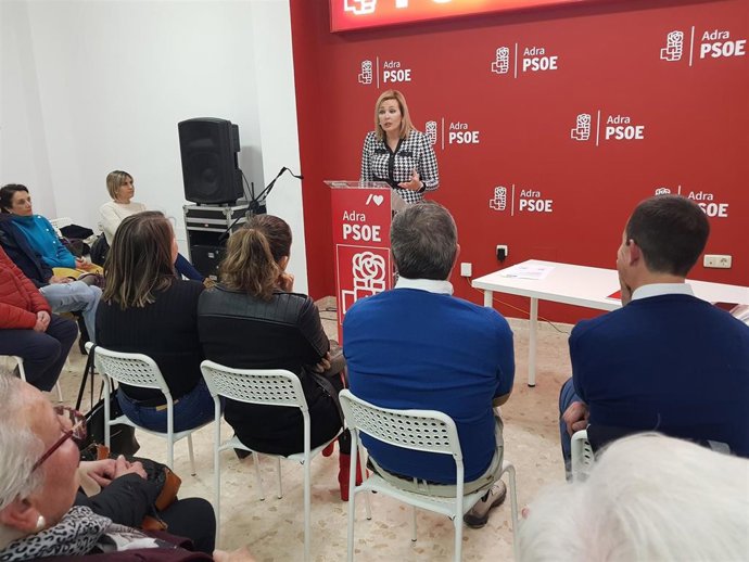 La secretaria general del PSOE de Adra (Almería) y candidata socialista en las próximas elecciones municipales, Teresa Piqueras