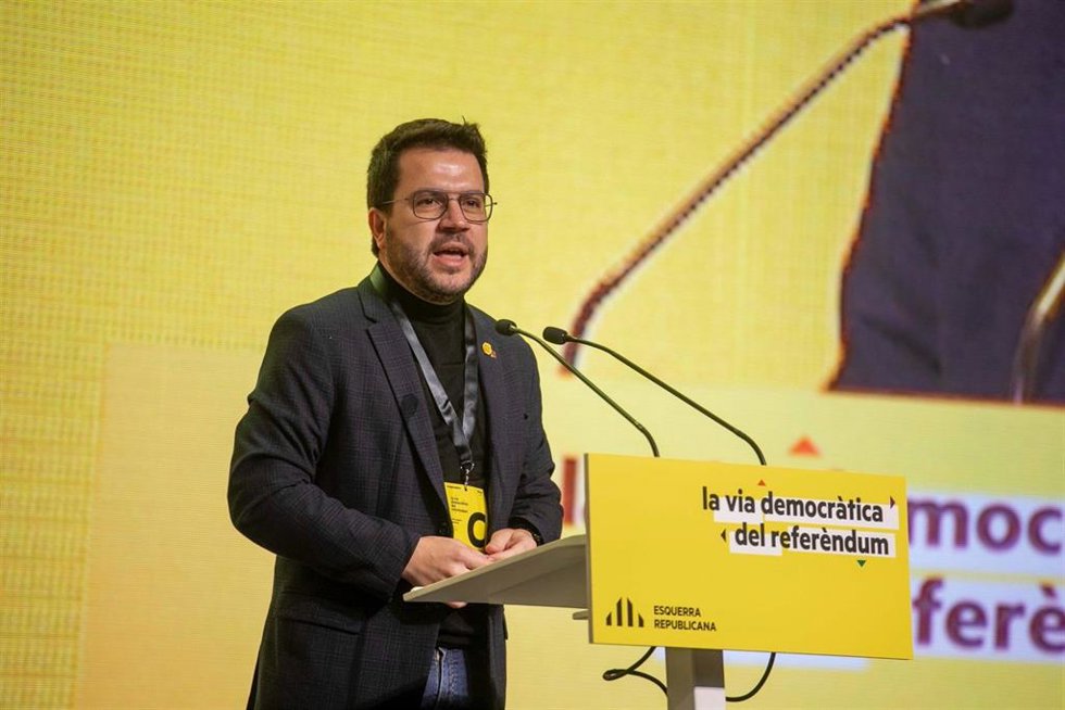 El presidente de la Generalitat, Pere Aragons, interviene ante el 29 Congreso de ERC.