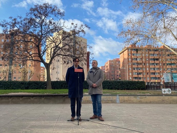 El líder del PSC, Salvador Illa, y el candidato de los socialistas a la Alcaldía de Barcelona, Jaume Collboni