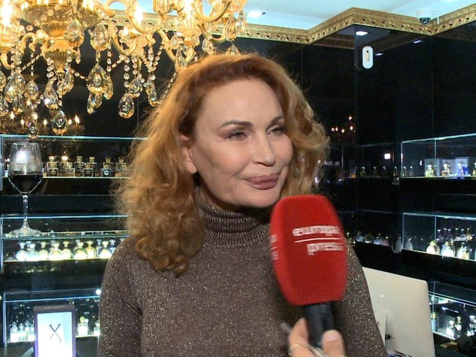 MARLENE MORREAU