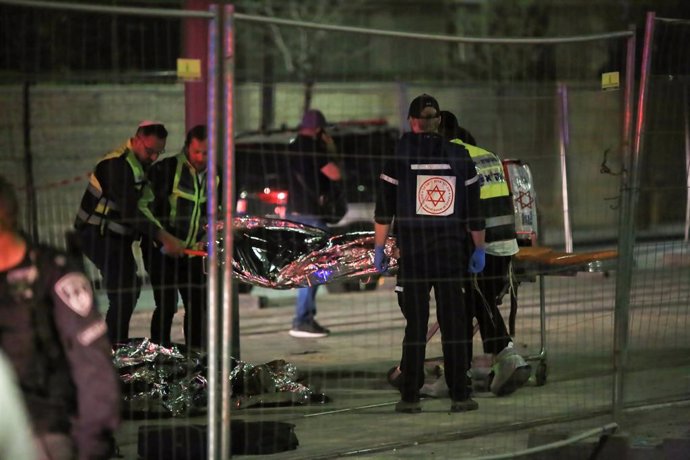 January 28, 2023, Jerusalem, Israel: Israeli police investigate the crime scene after 7 people were killed in an armed attack in Jewish settlement at East Jerusalem. About 7 people were killed in an armed attack carried out by a Palestinian on a Jewish 