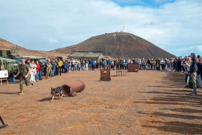 Jornada de puertas abiertas de la La Brigada "Canarias" XVI (BRICAN XVI)