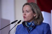 Calviño asegura que los salarios en España "tienen que subir": "Nuestro mercado laboral se está europeizando"
