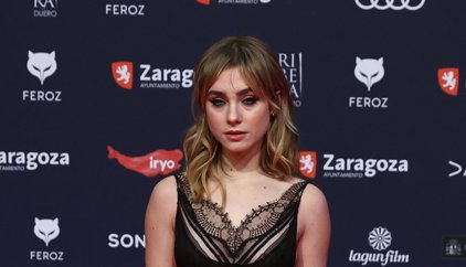 Clara Galle, amiga de Sebastián Yatra y con la misma voz que Aitana, se muestra cauta al opinar de ellos