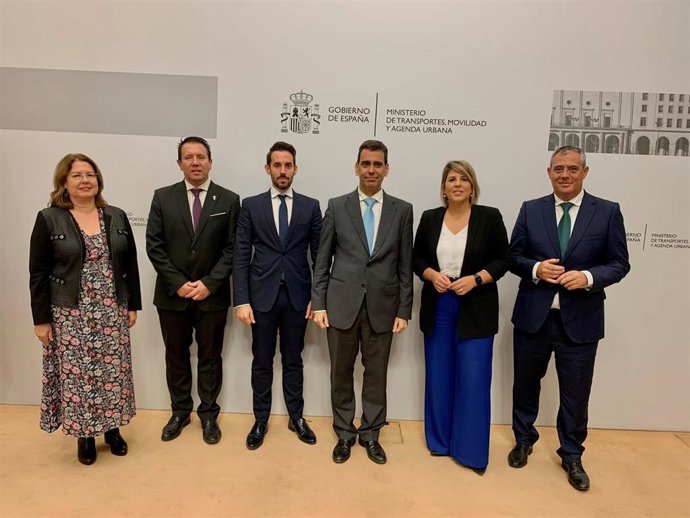 Imagen de archivo de la firma de los primeros convenios de financiación para la rehabilitación de barrios financiado por los fondos europeos Next Generation