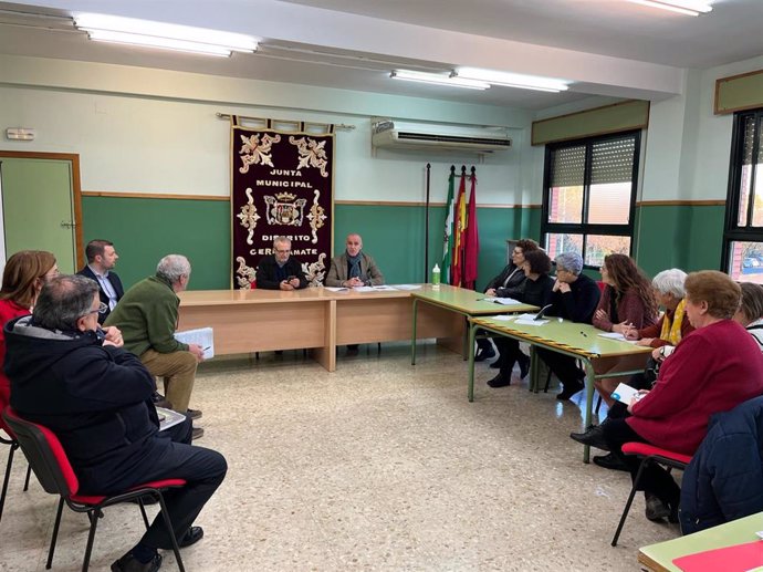 Reunión del Ayuntamiento de Sevilla con la asociación Parque Estoril