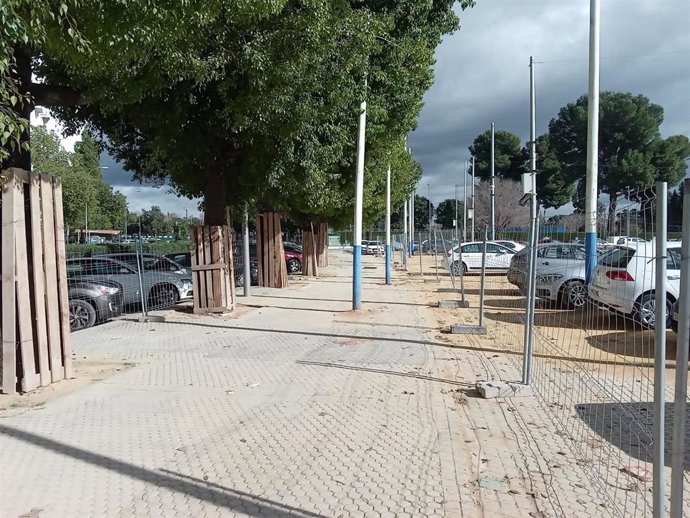 El Ayuntamiento de Sevilla realiza obras de adecuación de acerados en varias zonas de la ciudad