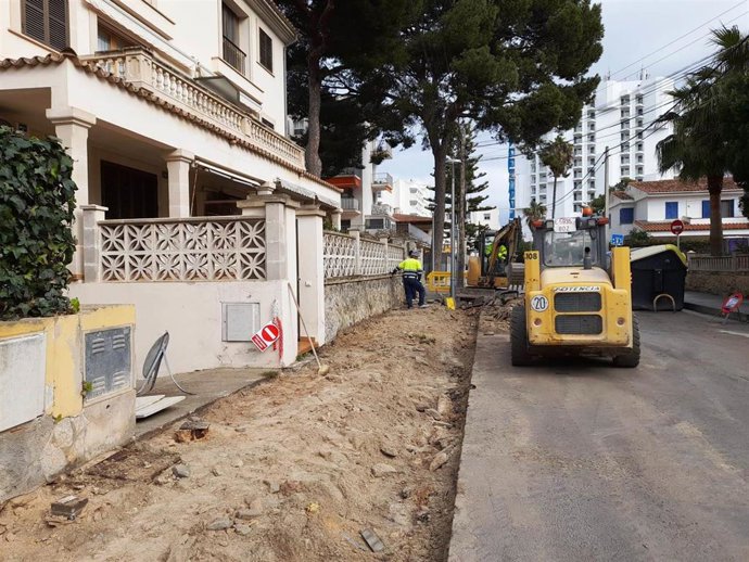 El área de Infraestructuras y Accesibilidad del Ayuntamiento de Palma invierte 277.000 euros en diferentes mejoras en Playa de Palma