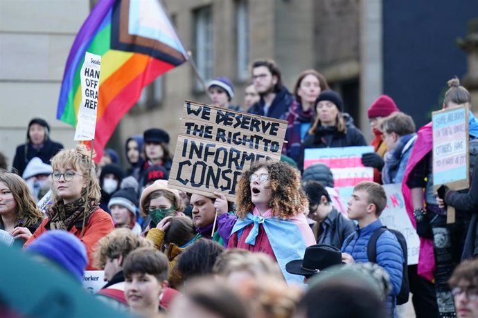 Manifestación por los derechos trans en Edimburgo