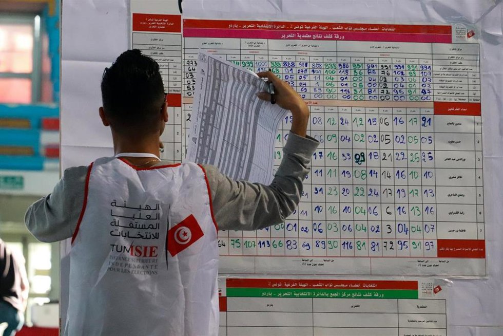 Archivo - Imagen de archivo de las elecciones legislativas en Túnez