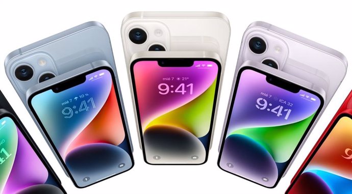 Modelos de iPhone 14 en varios colores