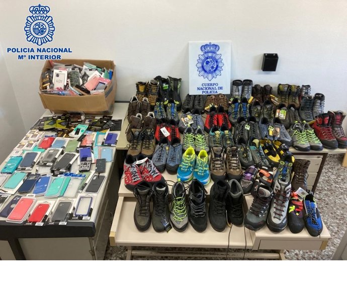 Imagen de los objetos recuperados por la Policía Nacional