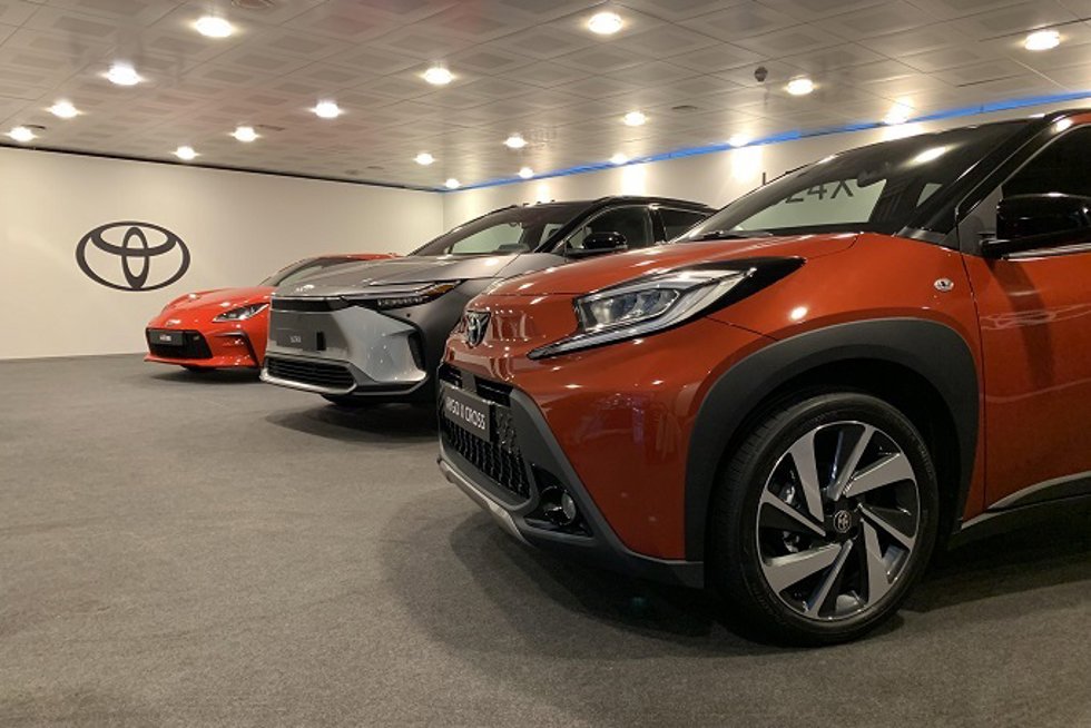 Archivo - Nuevos Aygo X Cross, bZ4x y GR 86