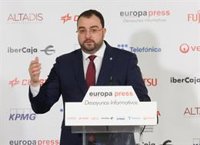 Barbón respalda reformar la Ley del 'sí es sí' y reprocha a Podemos trasladar la idea de enfrentamiento en el Gobierno