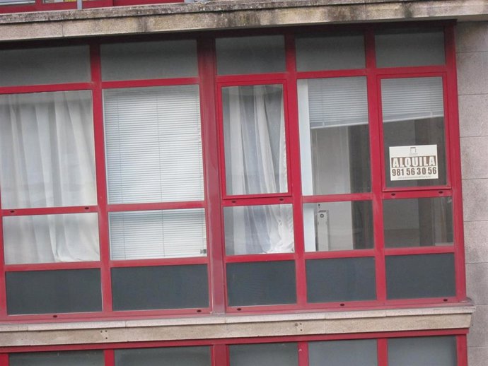 Archivo - Se ALQUILA , VIVIENDA En Alquiler