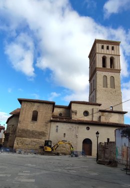 Comienzan los trabajos para soterrar la línea aérea de baja tensión de la Plaza San Bartolomé