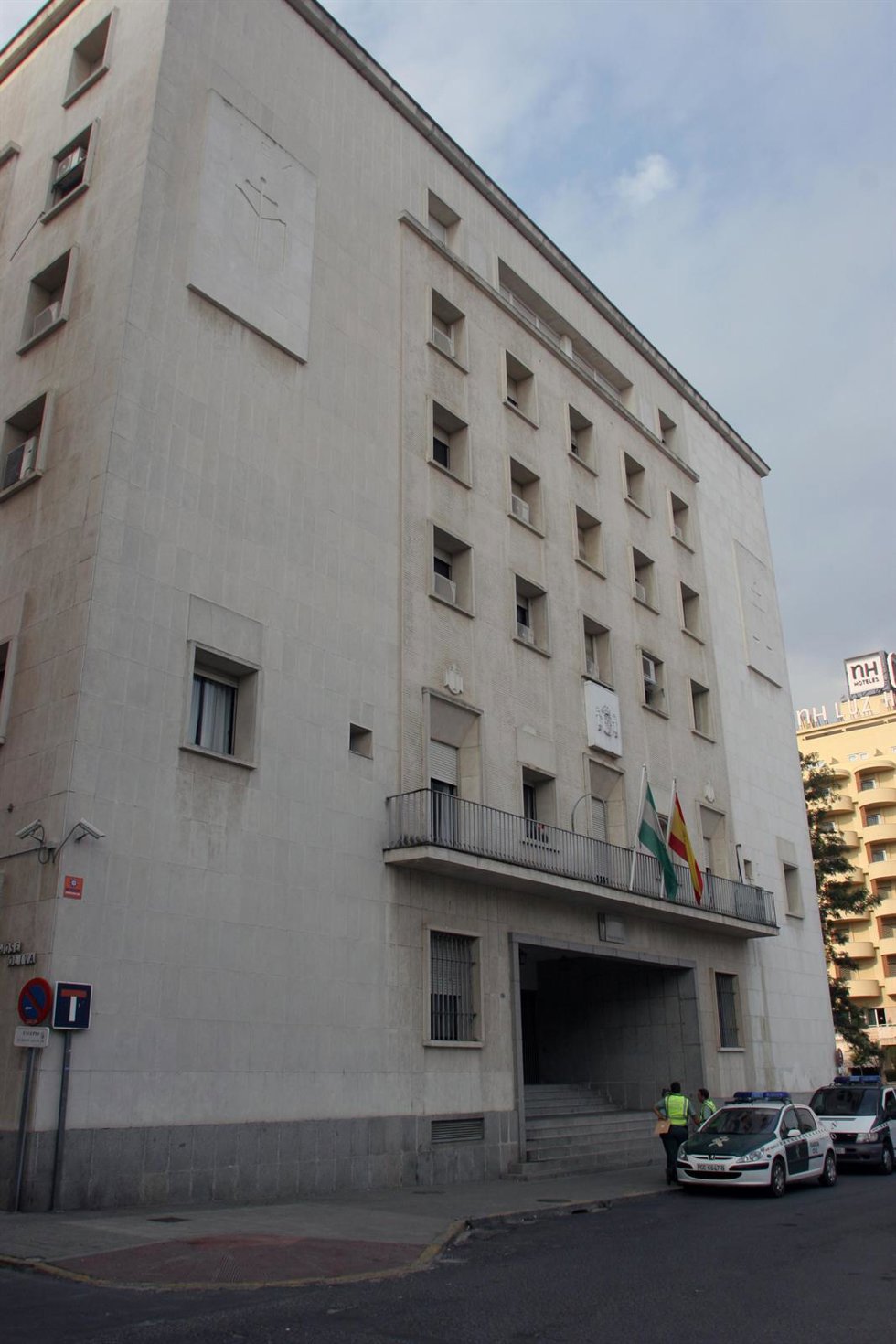 Archivo - Vista exterior de la Audiencia Provincial de Huelva.