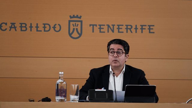 Archivo - El presidente del Cabildo de Tenerife, Pedro Martín