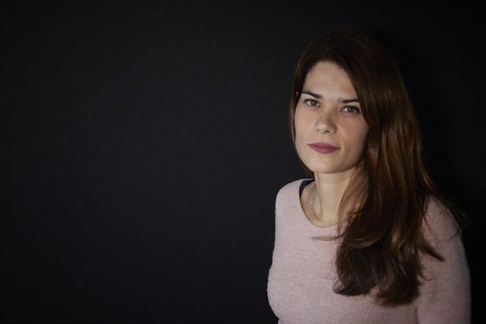 Archivo - La coportavoz de Podemos, Isa Serra, posa para Europa Press en la sede de su partido, a 5 de diciembre de 2022, en Madrid (España).