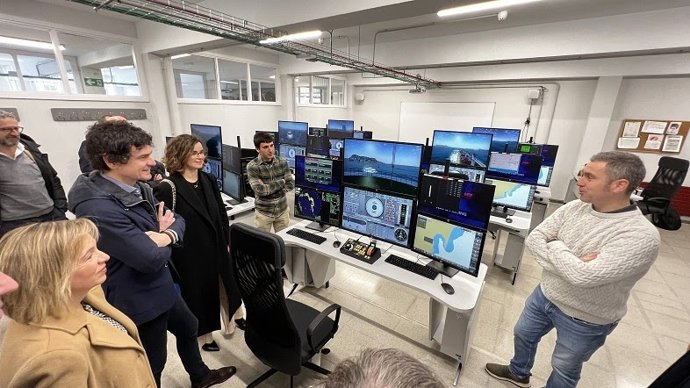 Unai Rementeria en la nueva Escuela de Pesca de Ondarroa.