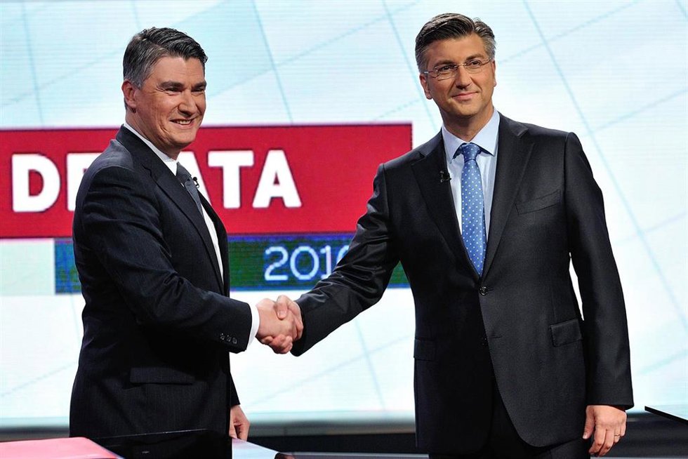 Archivo - El presidente de Croacia, Zoran Milanovic; y el primer ministro, Andrej Plenkovic.