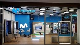 Archivo - Imatge d'una botiga de Movistar