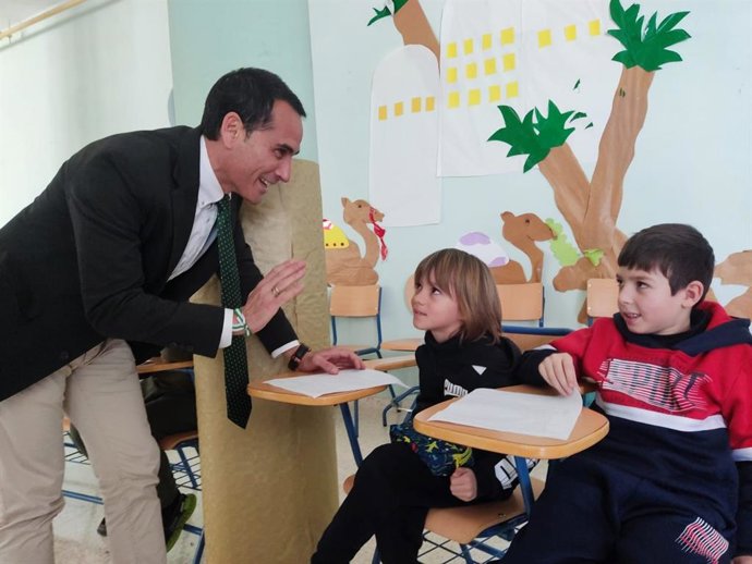 Solano en su vsita al CEIP San Francisco de Asís