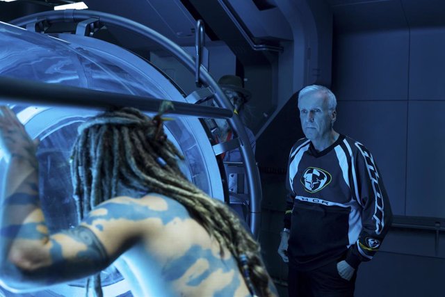 Archivo - James Cameron behind the scenes of 20th Century Studios' AVATAR: THE WAY OF WATER. Photo courtesy of Mark Fellman