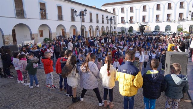 Maratón de baile solidario en Berja (Almería).