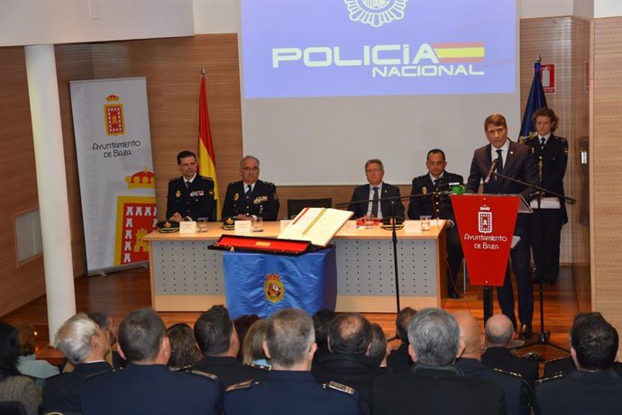 Pedro Fernández interviene en el acto de la Policía Nacional de Baza