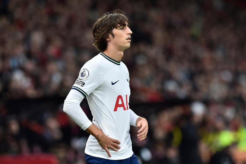 Archivo - Bryan Gil con el Tottenham Hotspur