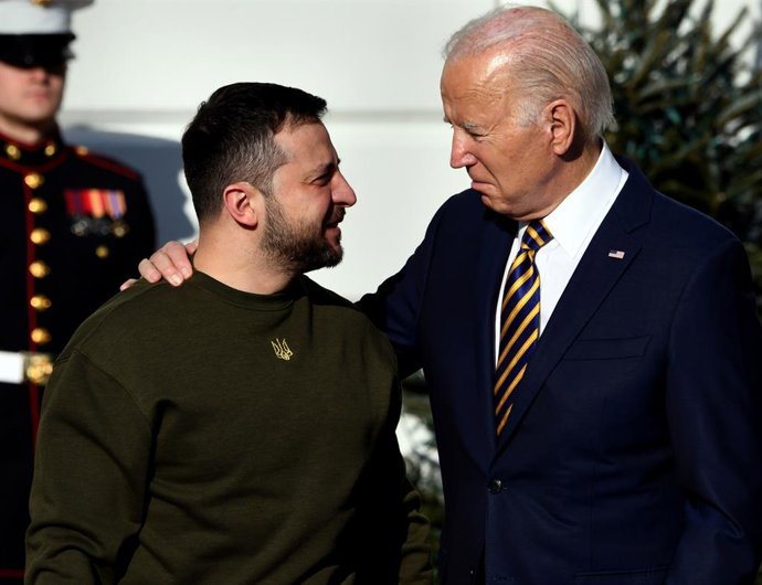 Archivo - Arxivo - El president d'Ucrana, Volodímir Zelenski, i el president dels Estats Units, Joe Biden