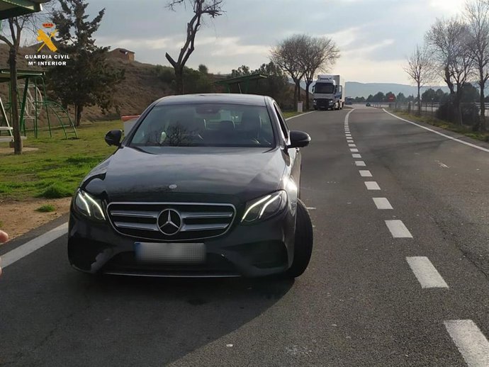 Interceptado un conductor en La Rioja circulando a 195 kilómetros/hora en la AP-68