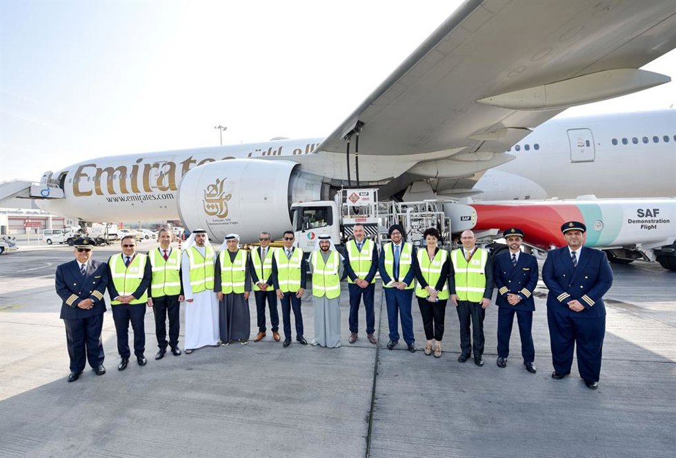 Emirates realiza un vuelo de demostración con combustible de aviación 100% sostenible