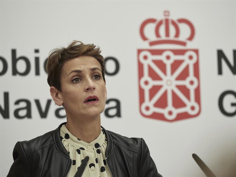Archivo - La presidenta de Navarra, María Chivite, durante una rueda de prensa