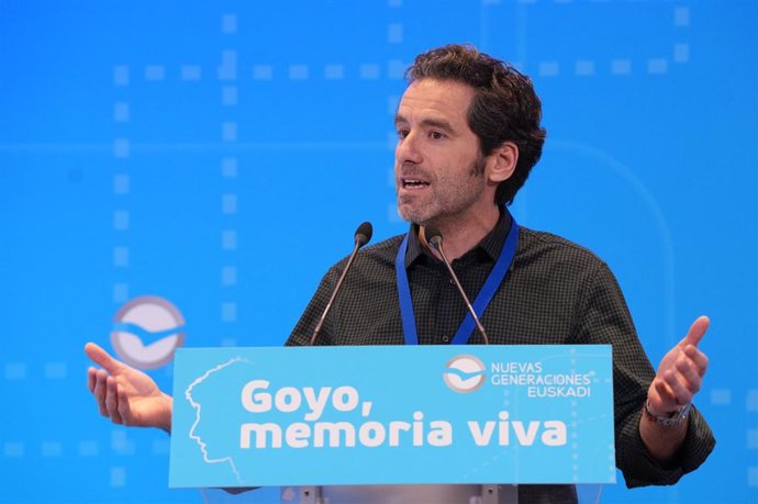 El expresidente del Partido Popular de Guipúzcoa, Borja Sémper, interviene durante la clausura de la primera edición de la Escuela Gregorio Ordóñez, a 28 de enero de 2023, en San Sebastián, Guipúzcoa, País Vasco (España). 