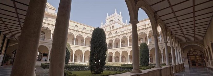 Archivo - Claustro de la Universidad de Murcia