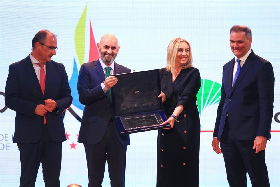 La estación de esquí de Sierra Nevada recibe el reconocimiento de la prensa deportiva.