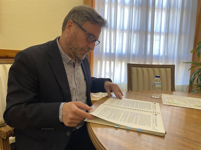 El consejero de Vertebración del Territorio, Movilidad y Vivienda del Gobierno de Aragón, José Luis Soro.